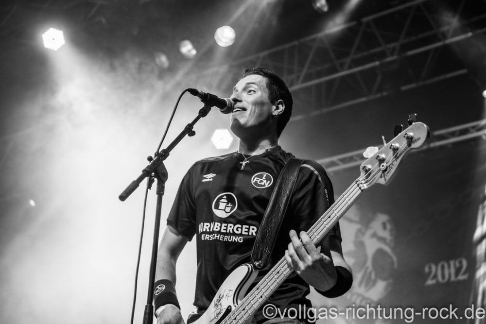 f12606848-1024x683 28 Onkelz Cover-Fotos