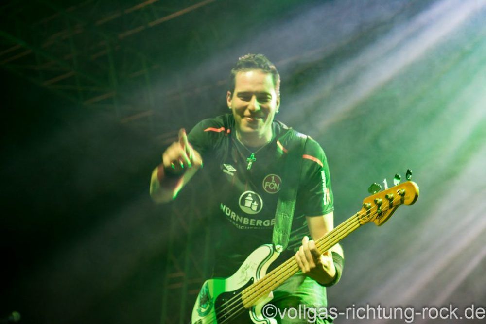 f12743168-1024x683 28 Onkelz Cover-Fotos