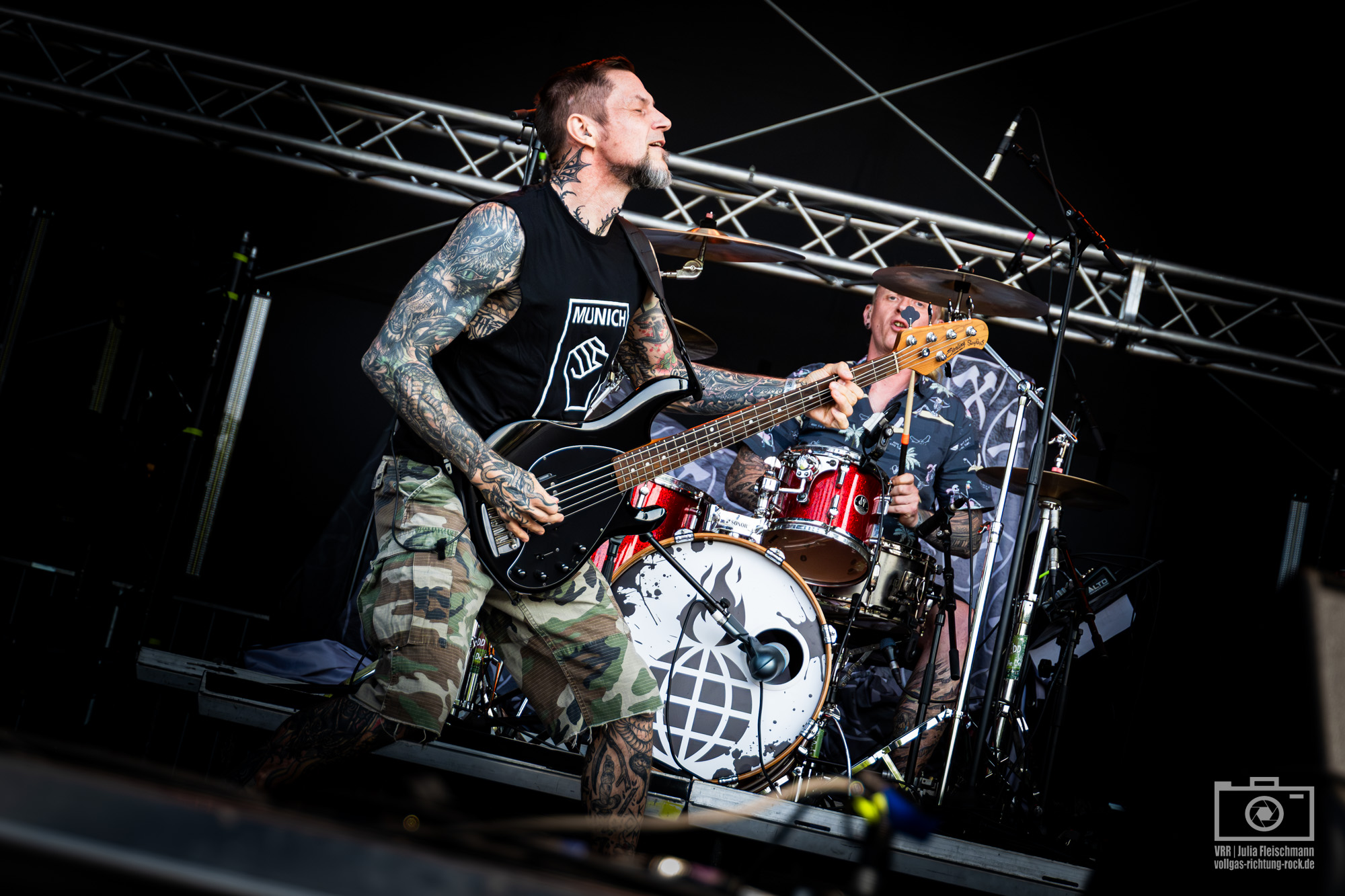 03_Die-Dorks_Wir-Leben-Laut-Festival_Tag-1_Loburg_06.06.2025_Jule-Fleischmann-5 Interview mit DIE DORKS – UNBERECHENBAR