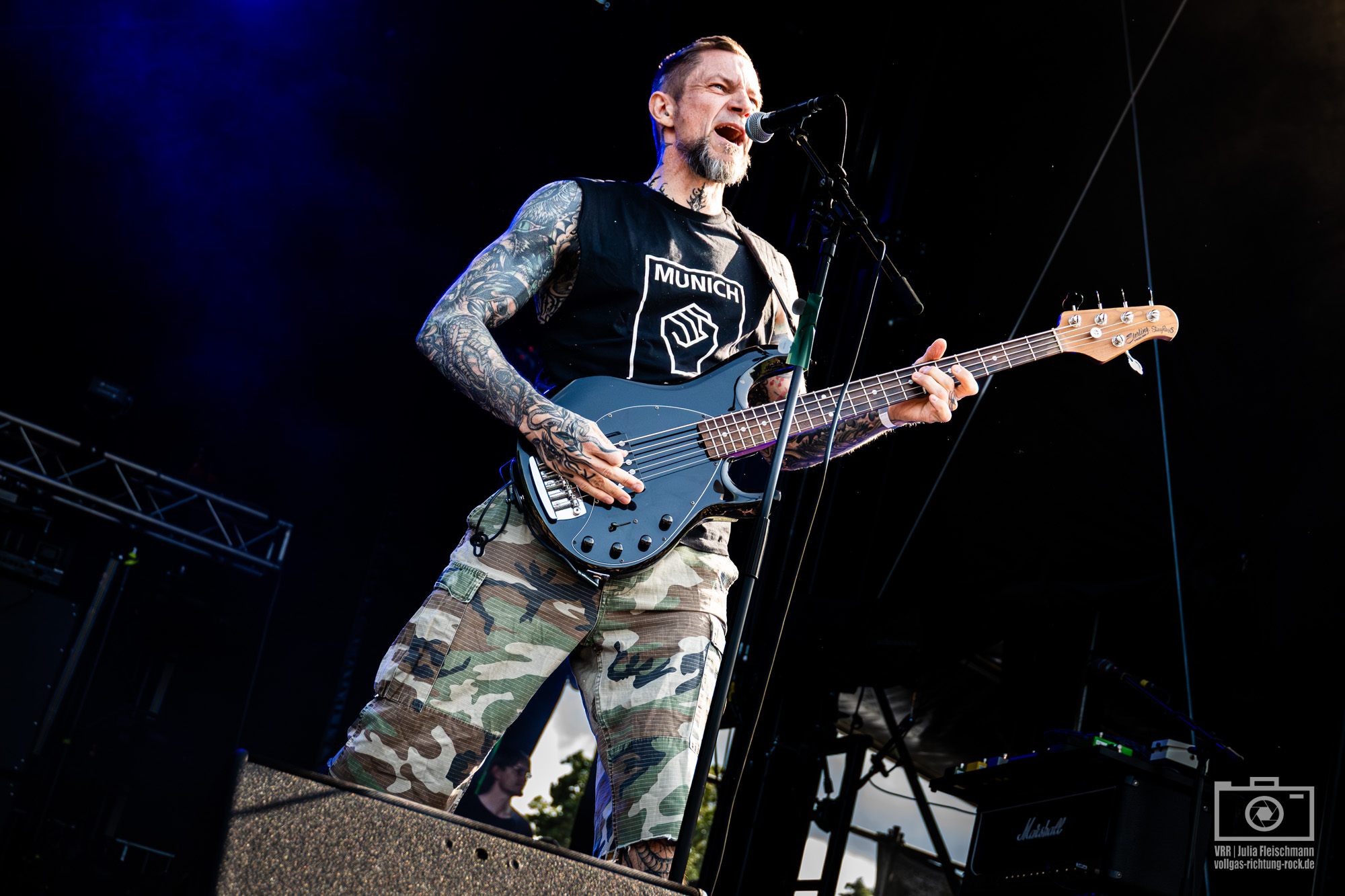 03_Die-Dorks_Wir-Leben-Laut-Festival_Tag-1_Loburg_06.06.2025_Jule-Fleischmann-6 Interview mit DIE DORKS – UNBERECHENBAR