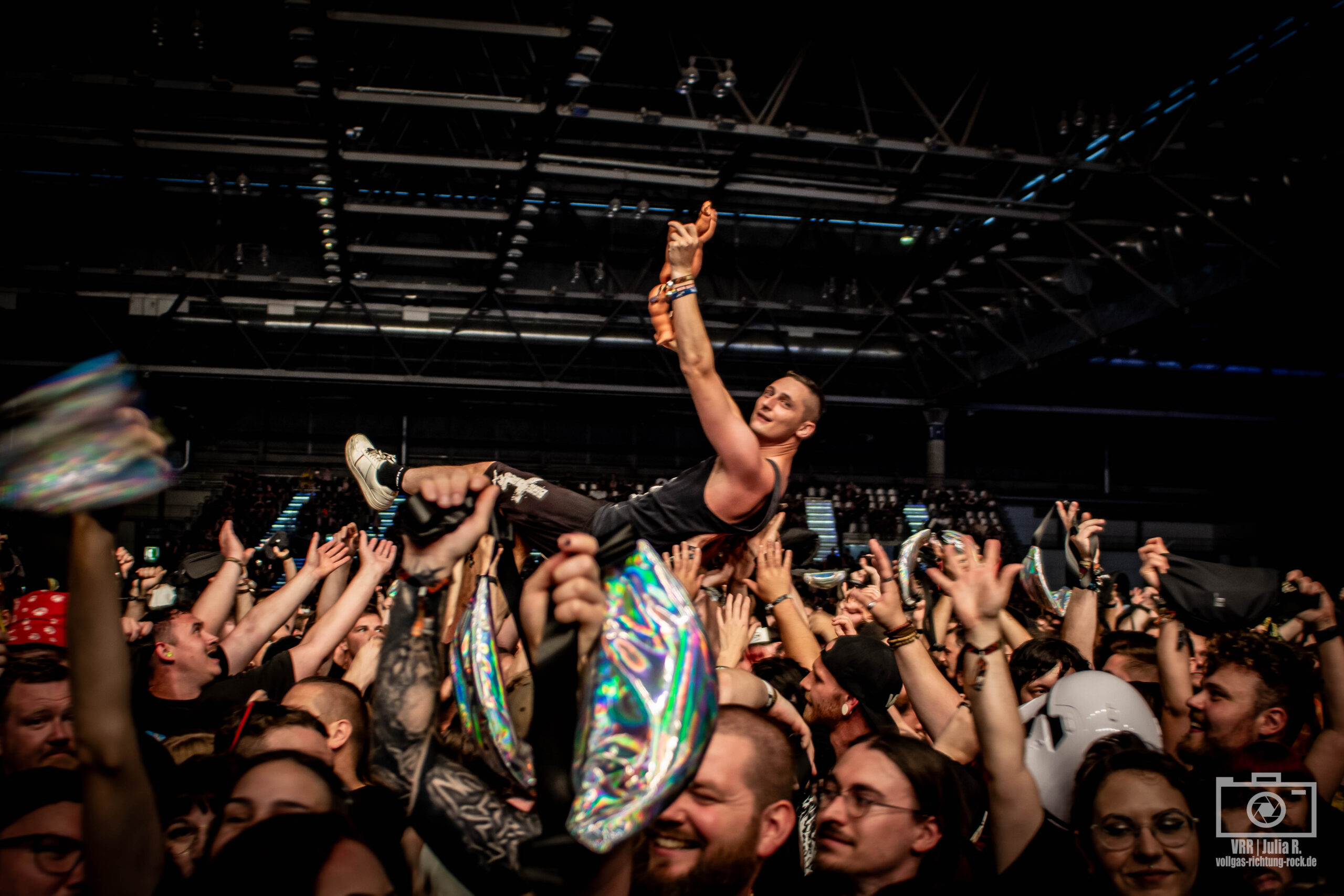 Beitragsbild-2_TBS_Impericon-Festival-2025_Freitag_Julia-Rathgeber-8-scaled Musik verbindet die Menschen – Impericon 2025