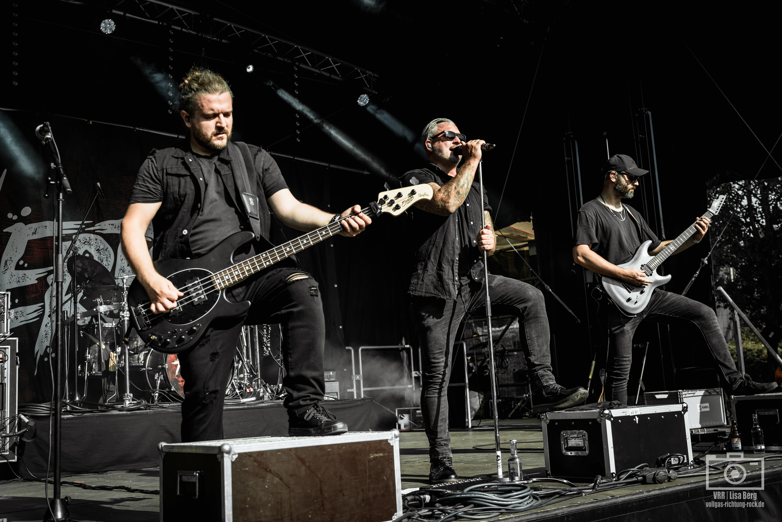 06_Herbst_Rock-am-Koeterberg-2025_Samstag_Lisa-Berg-2 Berliner Schnauze, harte Riffs und pure Emotionen: Herbst sprechen Klartext