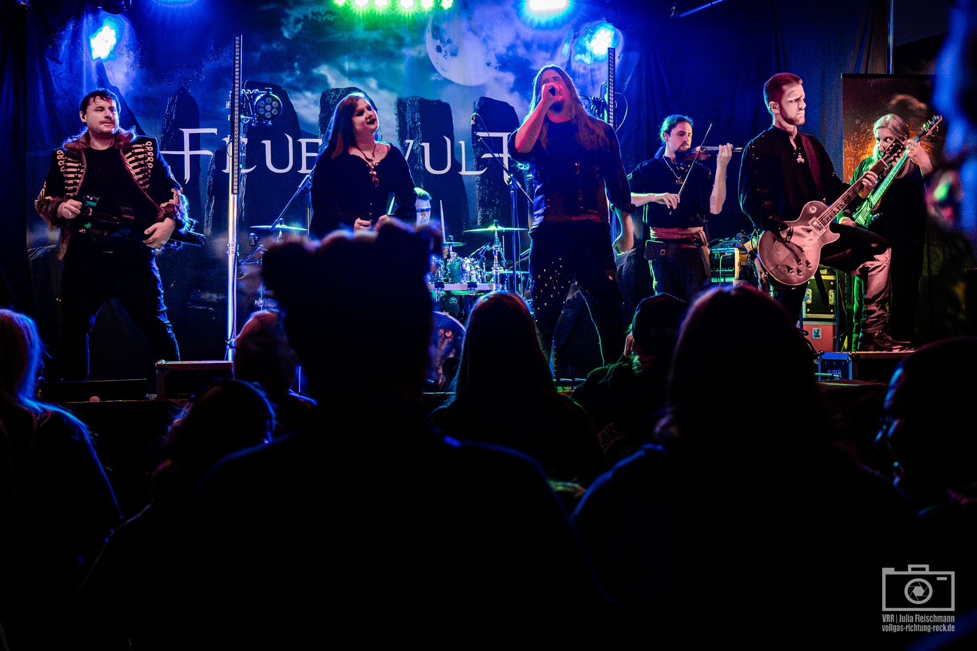 02_Feuerwulf_Feuermond-Festival_Weismain_18.10.2025_Jule-Fleischmann-30 Die erste Wolfsnacht im Frankenwald 2025