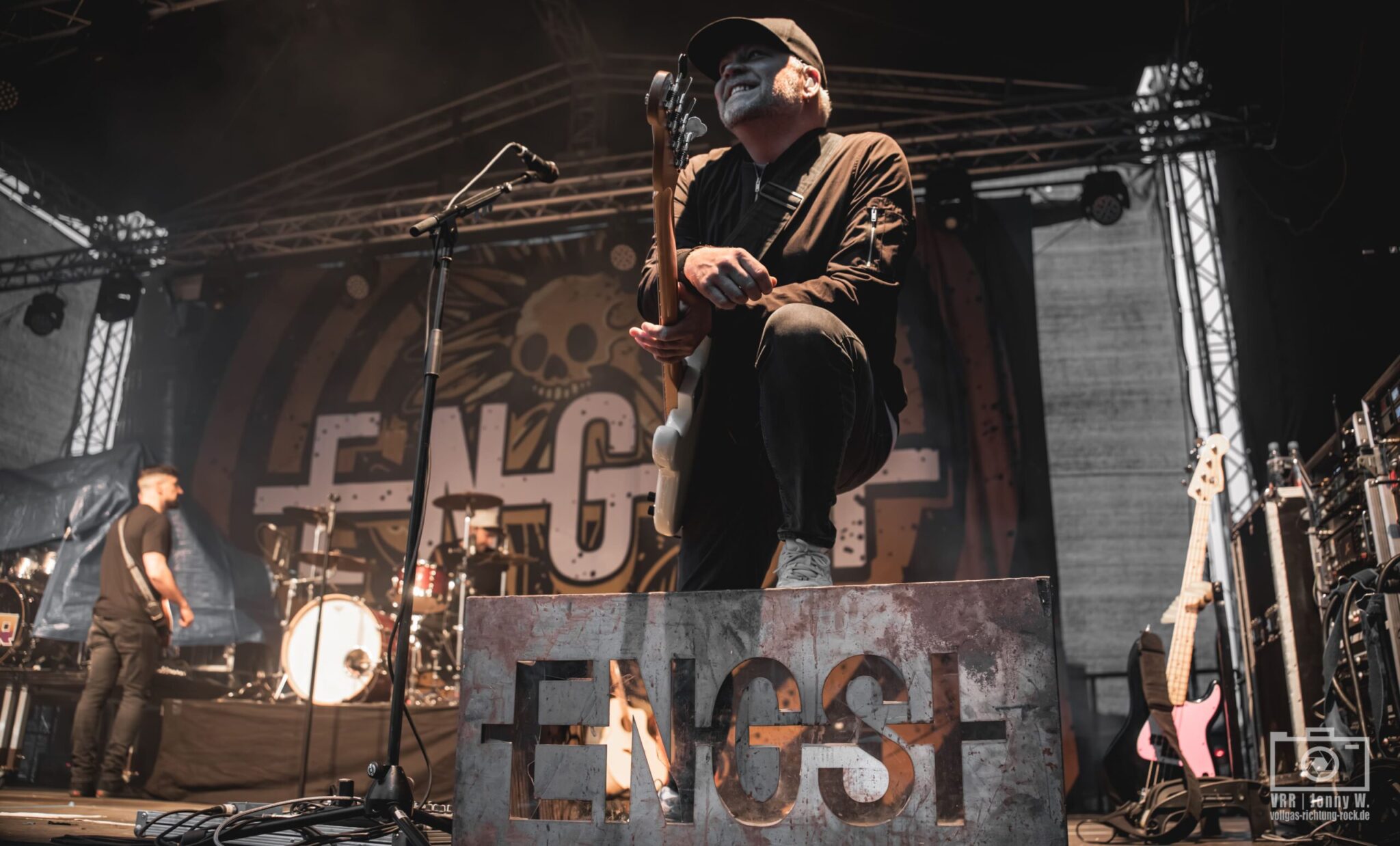 Die 10 Jahre Jubiläumstour 2025 von ENGST kommt in eure Nähe ⋆ Vollgas ...