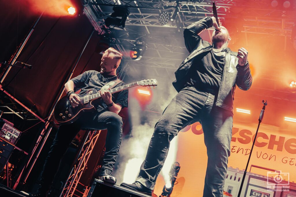 11_Goitzsche-Front_Goitzsche-Festival_Stadthafen-Bitterfeld_Tag-2_16.08.2025_Melissa-Mueller-15-1024x683-1 Goitzsche Front wieder im Steintor Varieté