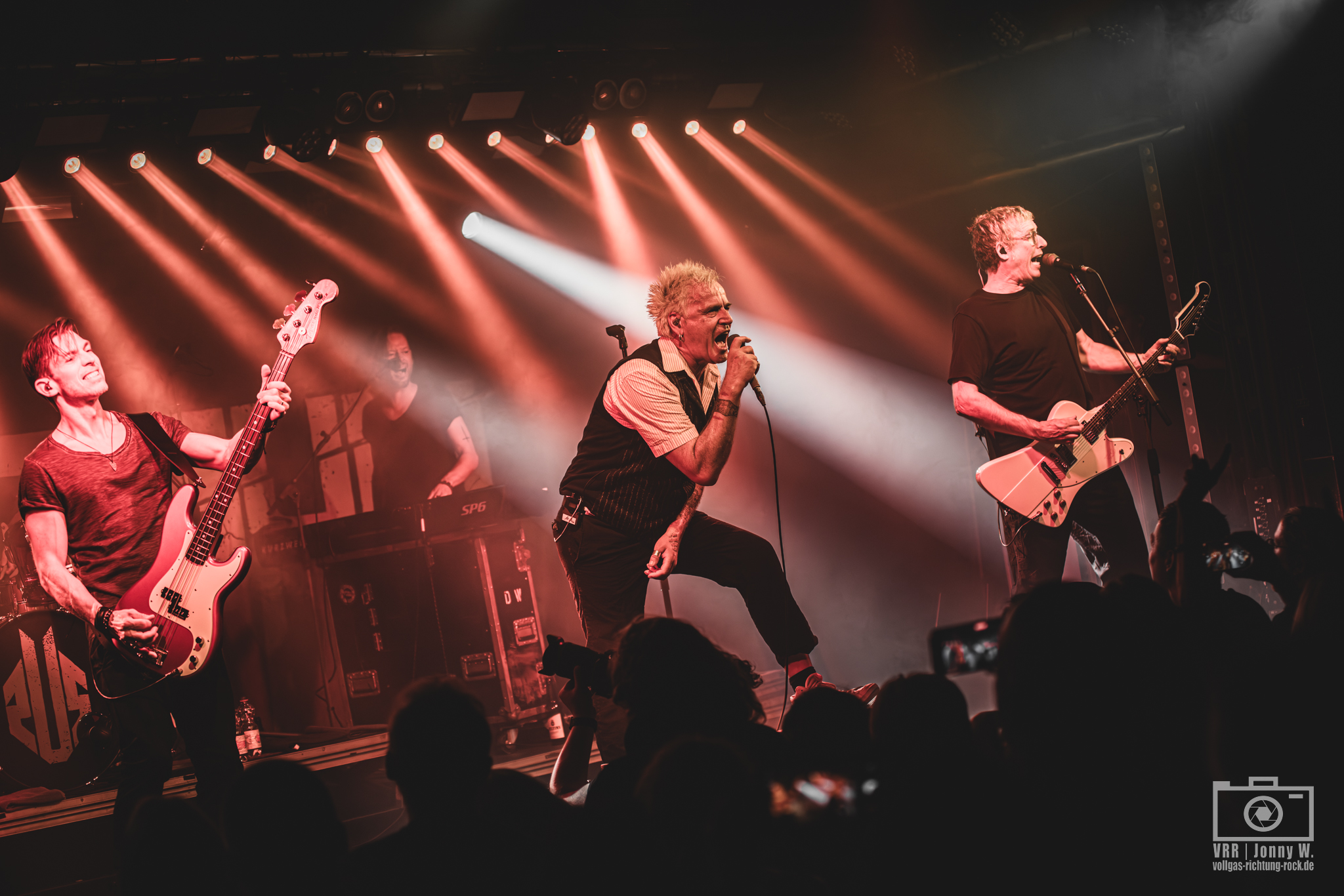 02_Universum25_-Aschaffenburg-Colos-Saal_08.08.25_Jonny-15 UNIVERSUM25 – DIE MASCHINEN WOLLEN LEBEN – VÖ 20.02.2026