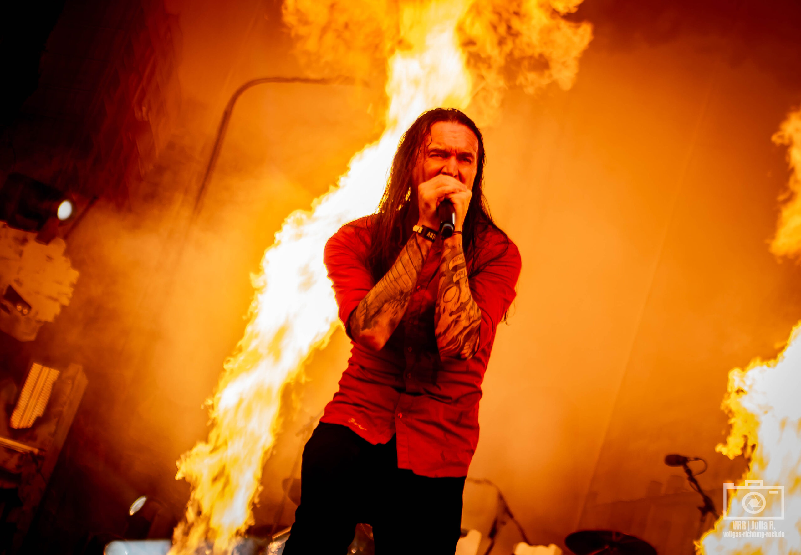 12_Heaven-Shall-Burn_Impericon-Festival-2025_Freitag_Julia-Rathgeber-24-scaled-1 Heimat Over Europe 2026 Tour: Heaven Shall Burn greift mit Herz und Haltung an