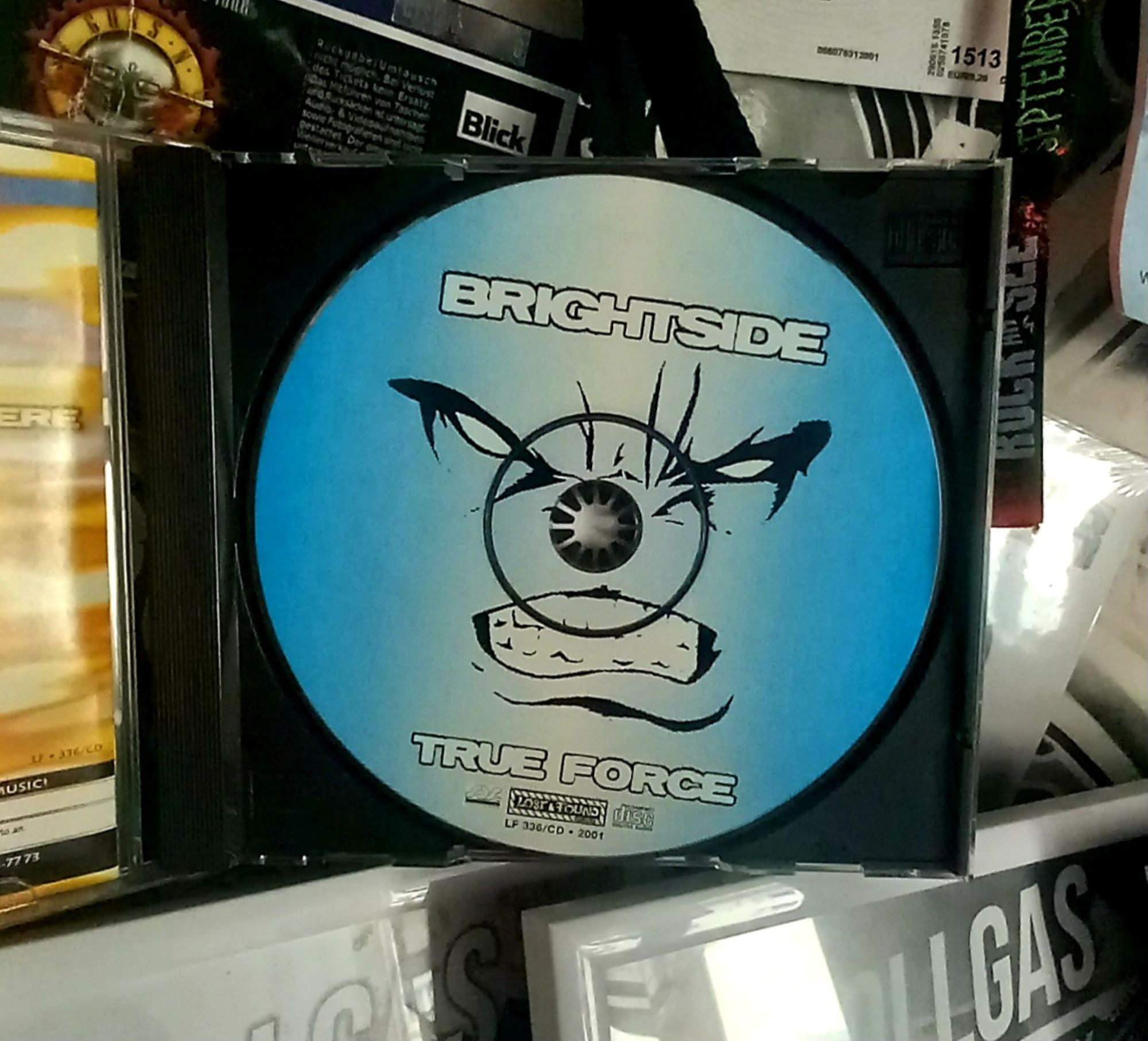 Incover-Foto-Joerg-Hentzgen Brightside – vergessen und verstaubt – nicht mit uns!