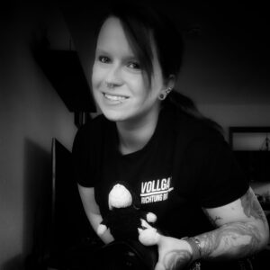 Mele-300x300 TEAM