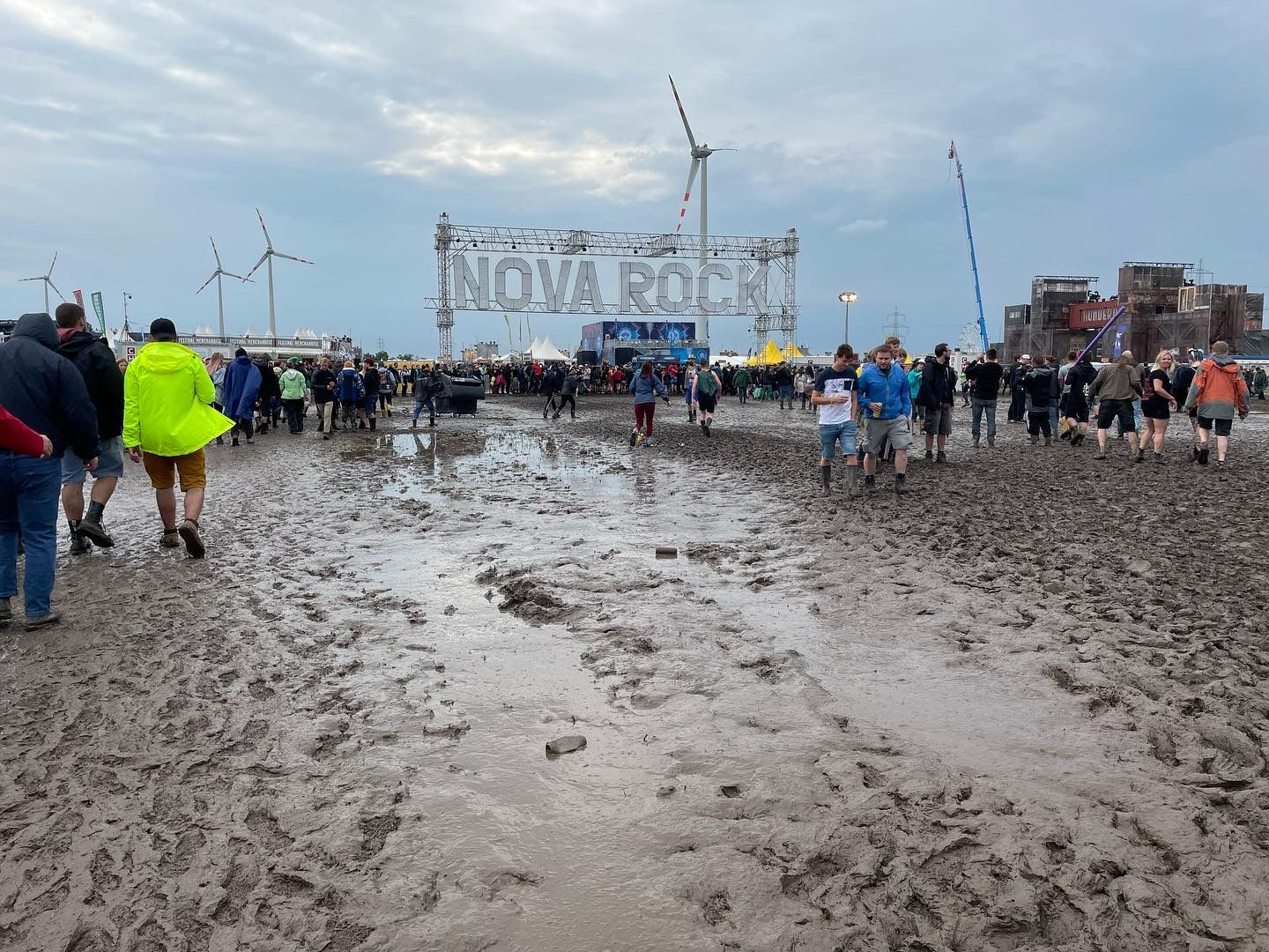 privatbild-Novarock-Vanny-Weinhold Wenn das Festival absäuft: 5 Tipps gegen Regen, Kälte und nasse Nächte