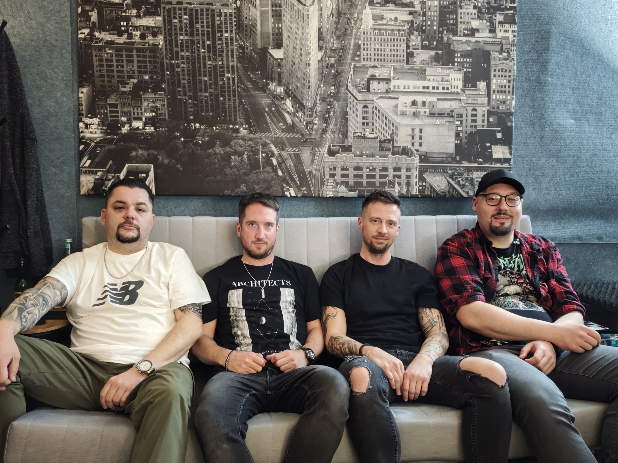 Harte-Hunde-Social-Distance-Bandbild-1 Harte Hunde mit Social Distance – so frisch, die dampfen noch