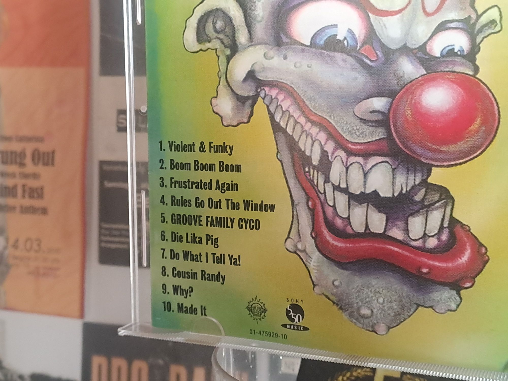 Infectious-Grooves.Tracklist_Joerg-Hentzgen Infectious Grooves – vergessen und verstaubt – nicht mit uns!